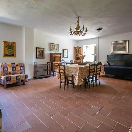 Podere Casetta Фермерский дом